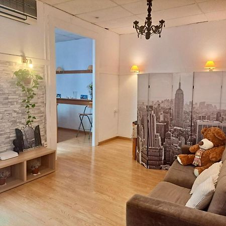 Habitacion Para Grupos Hasta 8 En Plena Rambla De Cataluna 바르셀로나 외부 사진
