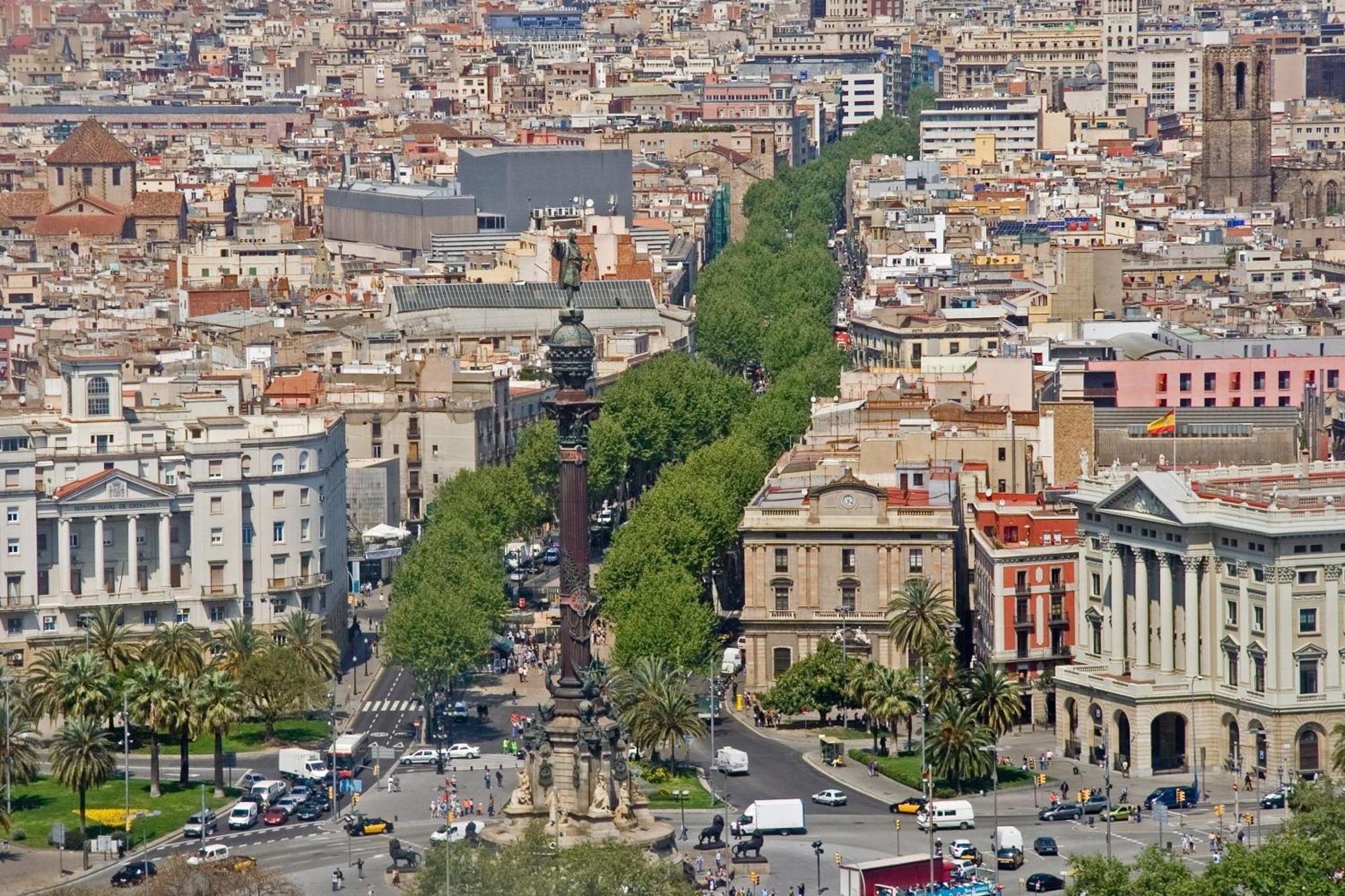 Habitacion Para Grupos Hasta 8 En Plena Rambla De Cataluna 바르셀로나 외부 사진