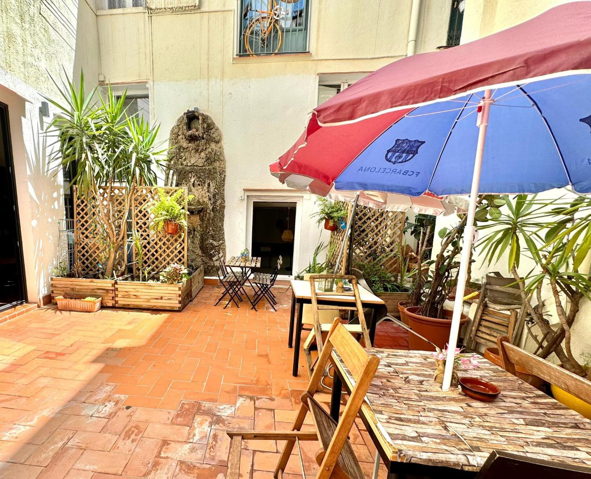 Habitacion Para Grupos Hasta 8 En Plena Rambla De Cataluna 바르셀로나 외부 사진