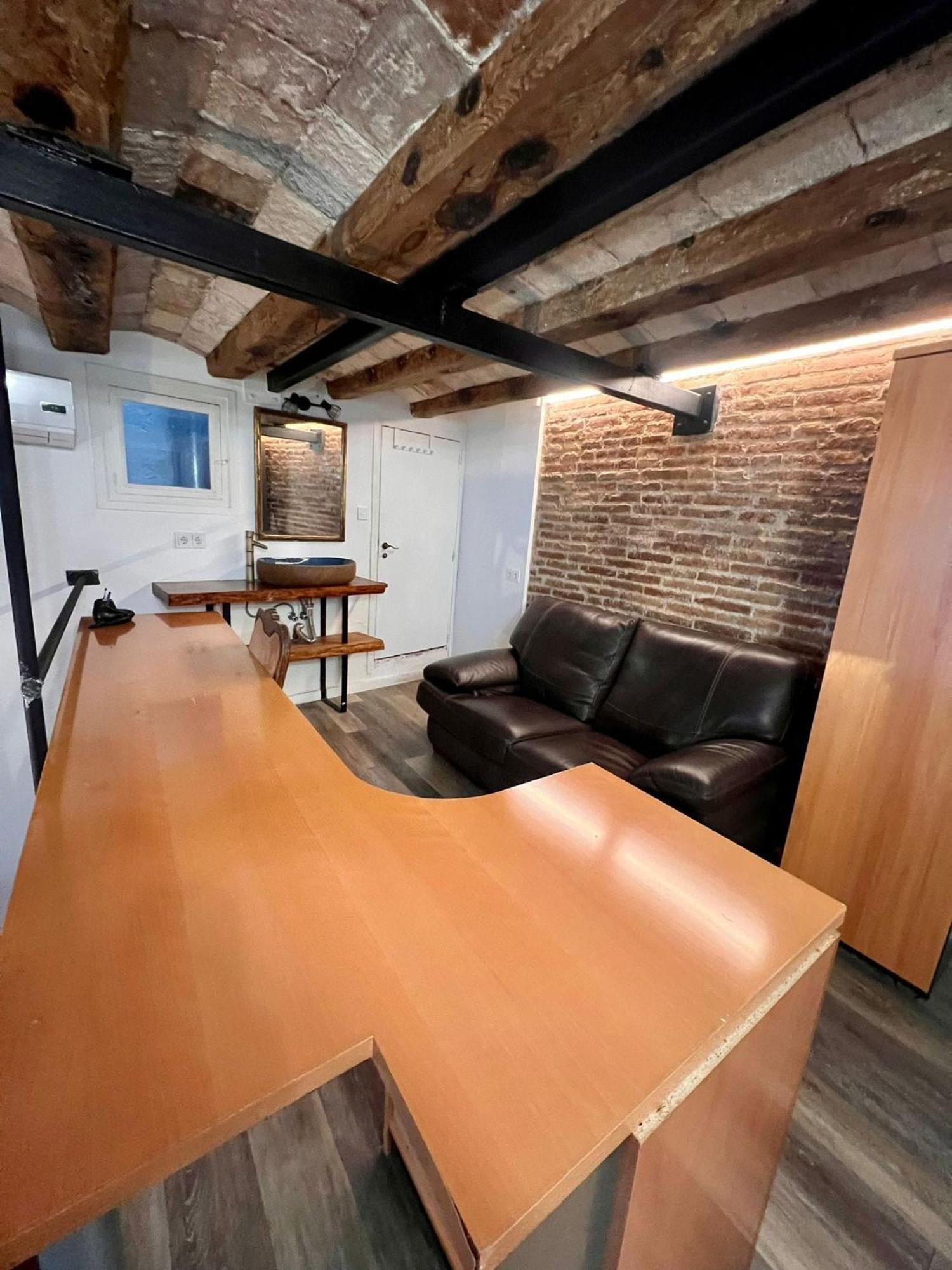 Habitacion Para Grupos Hasta 8 En Plena Rambla De Cataluna 바르셀로나 외부 사진