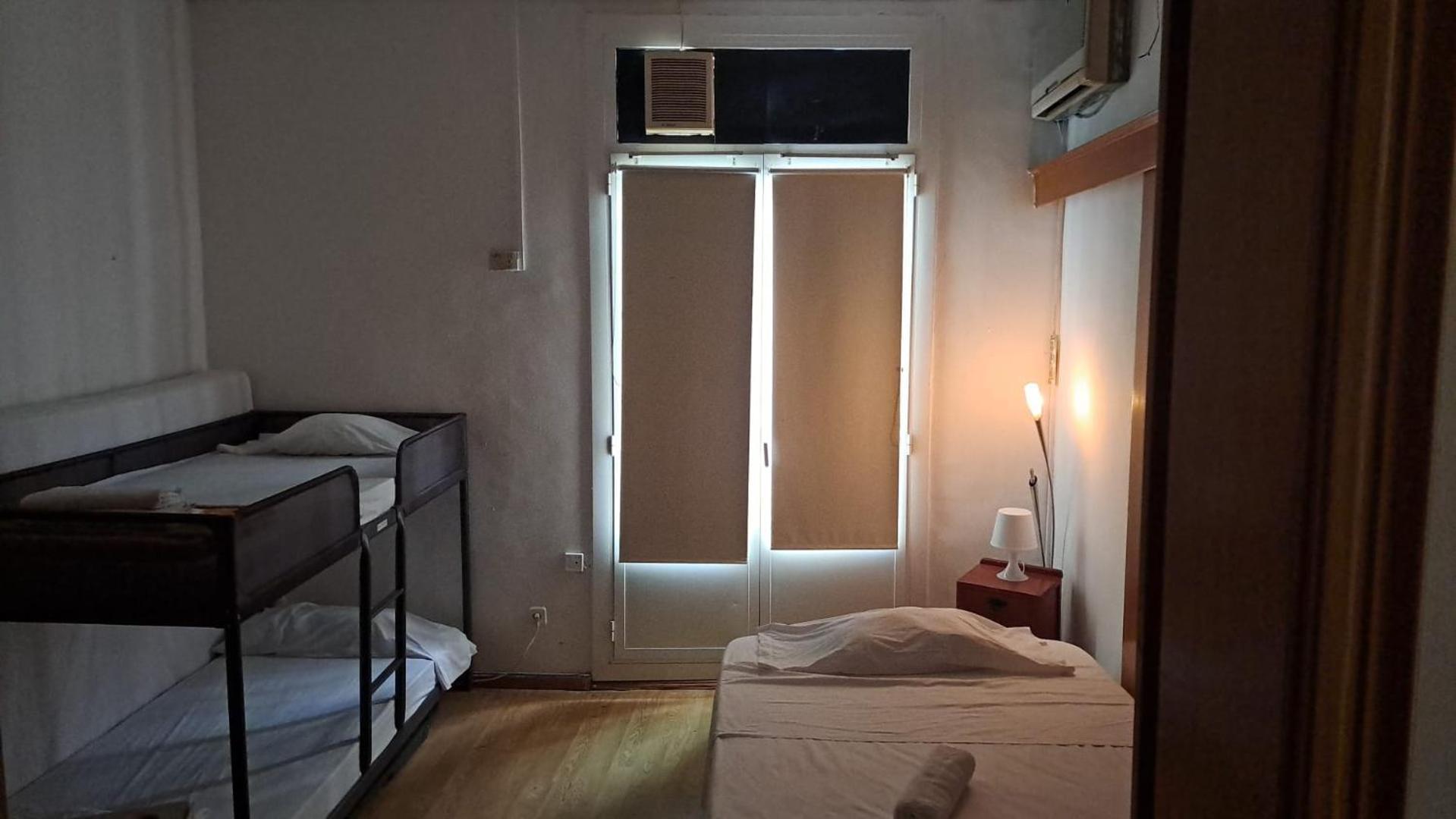Habitacion Para Grupos Hasta 8 En Plena Rambla De Cataluna 바르셀로나 외부 사진