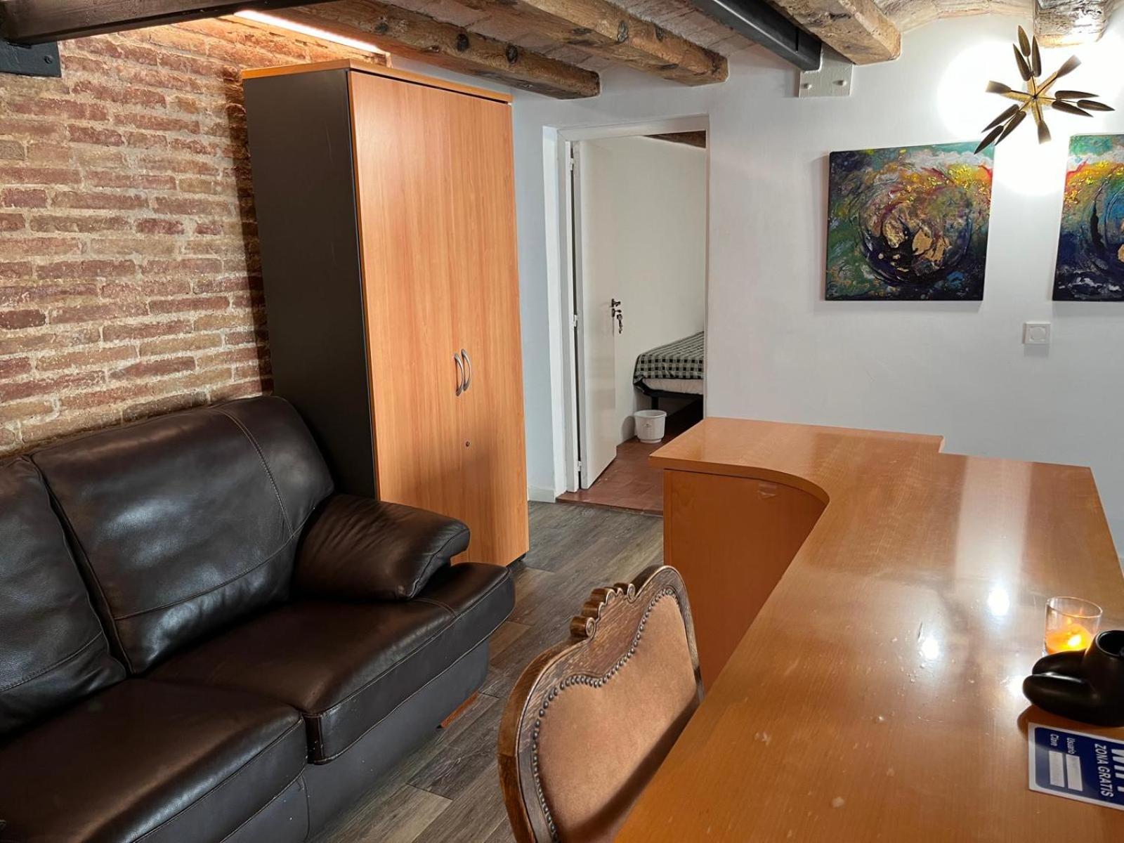 Habitacion Para Grupos Hasta 8 En Plena Rambla De Cataluna 바르셀로나 외부 사진