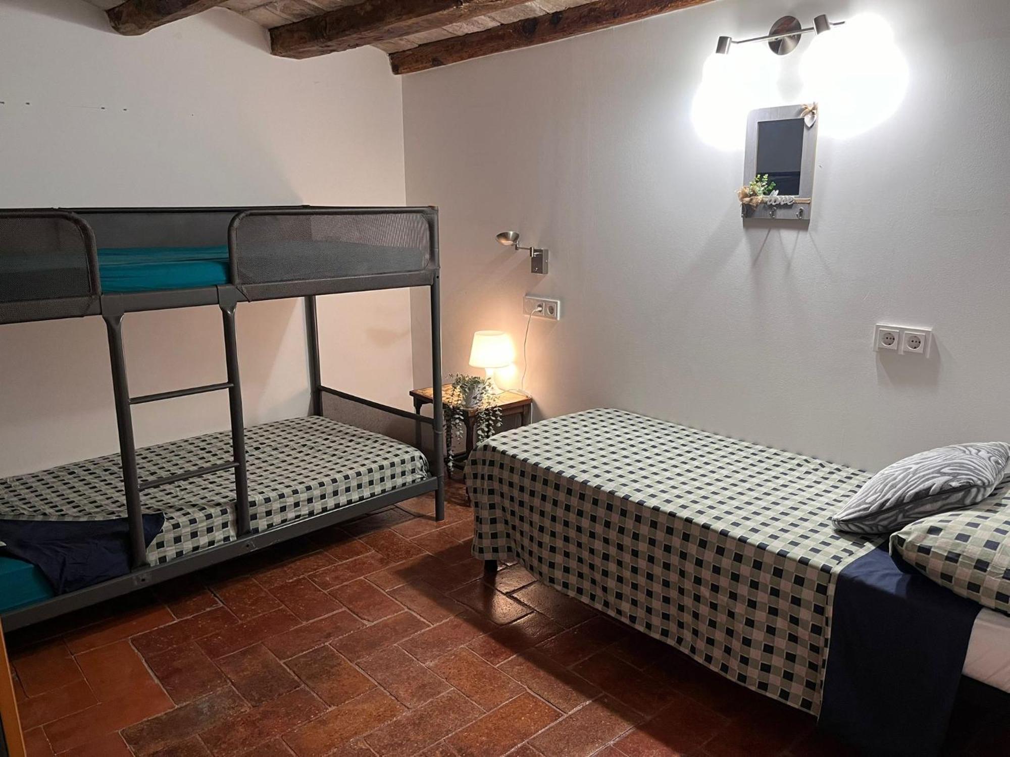 Habitacion Para Grupos Hasta 8 En Plena Rambla De Cataluna 바르셀로나 외부 사진