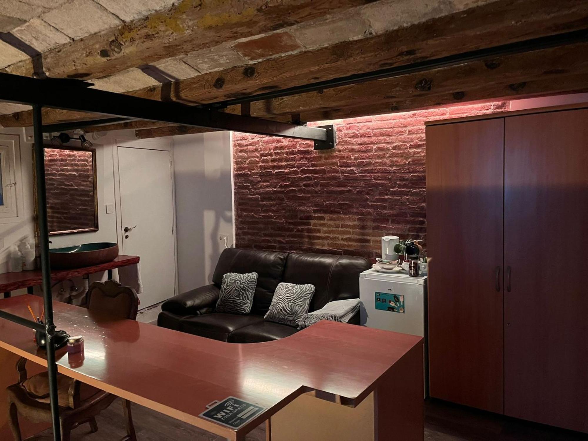 Habitacion Para Grupos Hasta 8 En Plena Rambla De Cataluna 바르셀로나 외부 사진